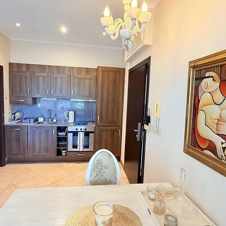 Apartmán Beautiful With Terrace In Thracian Cliffs Bozhurets