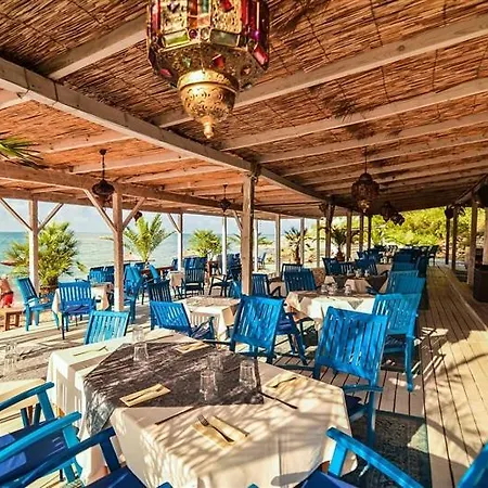 Beautiful With Terrace In Thracian Cliffs Apartmán Bozhurets